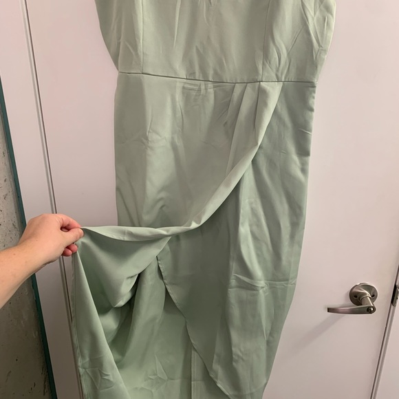 Light Green Dress - Picture 5 of 7